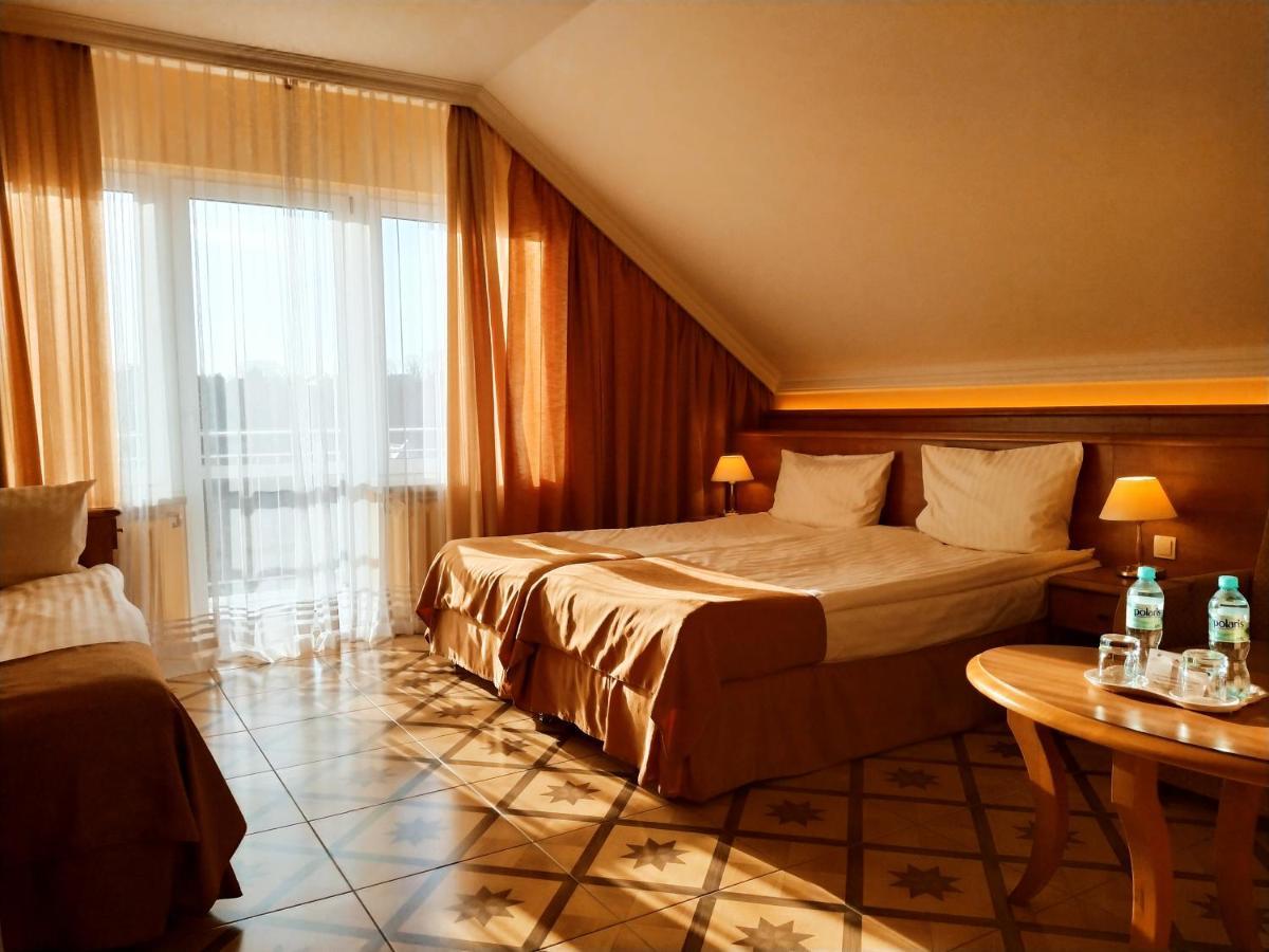 Hotel Polaris Świnoujście Esterno foto